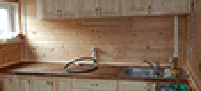 Сложно ли сделать кухонный гарнитур из дерева?